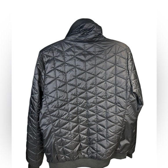 A260 Under Armour Womens ColdGear Reactor Performance Jacket Sz Large - Picture 3 of 9